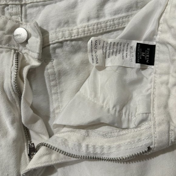 White Shein Jeans - Picture 2 of 4